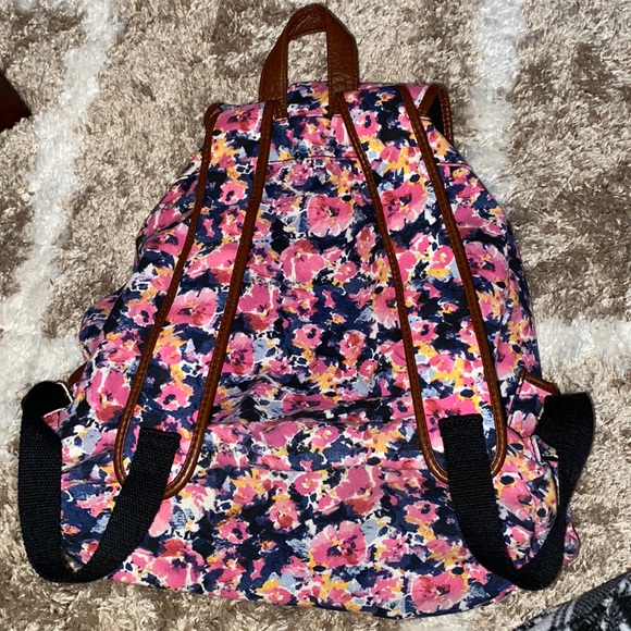 Aeropostale Small Backpack - Picture 3 of 5